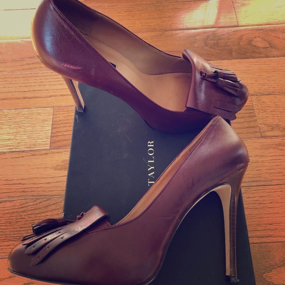 Ann Taylor Kendra Oxford Platforms